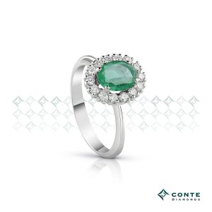 Anello con smeraldo